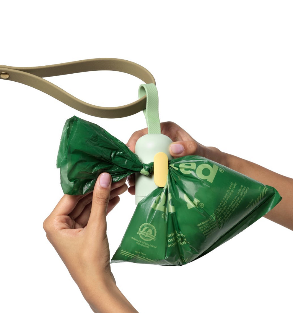 Earth Rated Poop Bag Dispenser with 15 bags Pet Waste Bag Dispenser Earth Rated