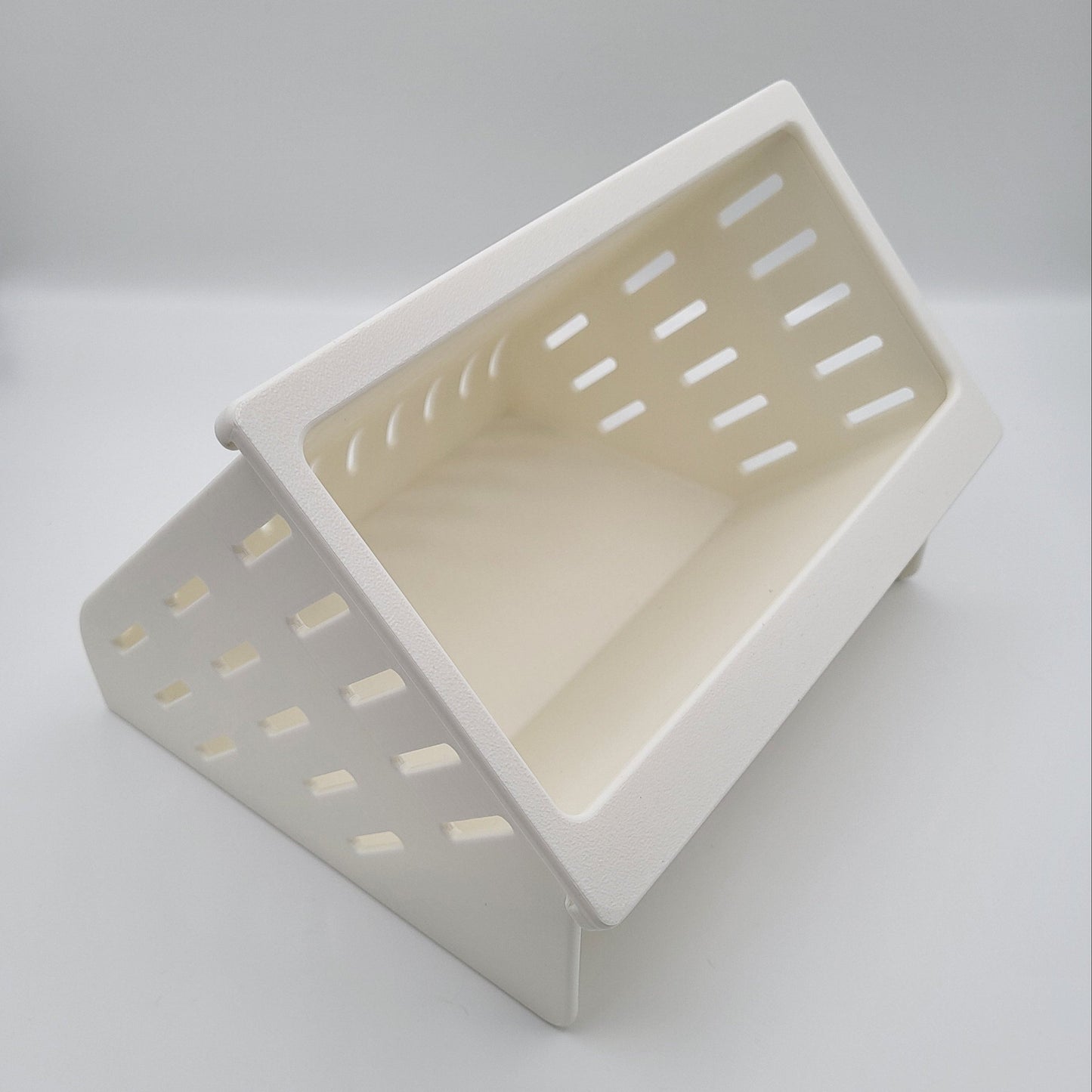 Open Air Hay Feeder Coconut White Hay feeder Bunny Business