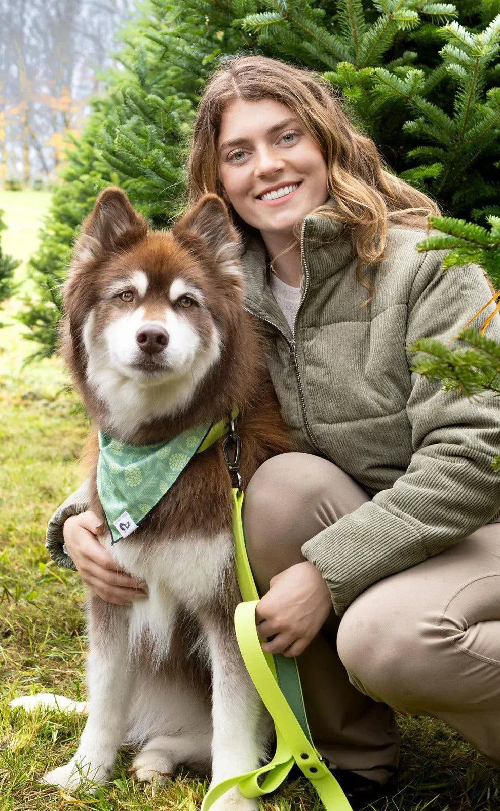 Mossy Pine Waterproof Leash Leash Aria the Fox