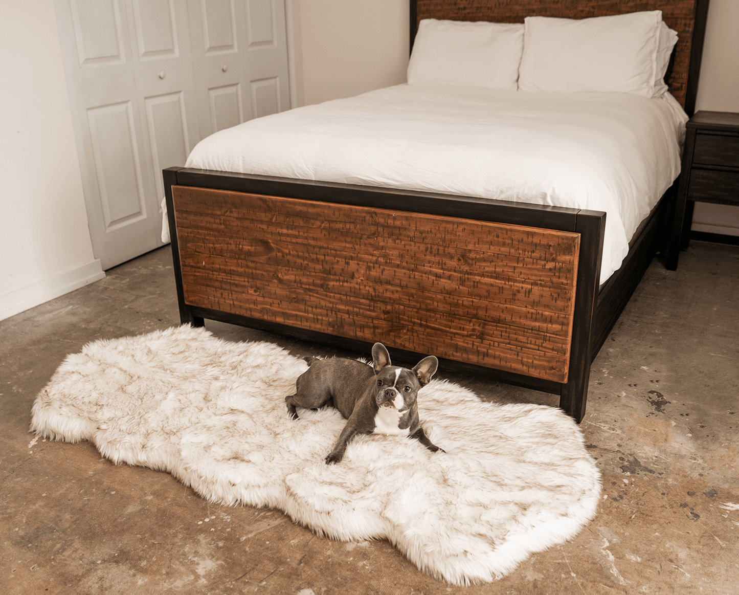 PupRug® Runner Faux Fur Memory Foam Dog Bed - Curve White with Brown Accents Dog Beds Paw
