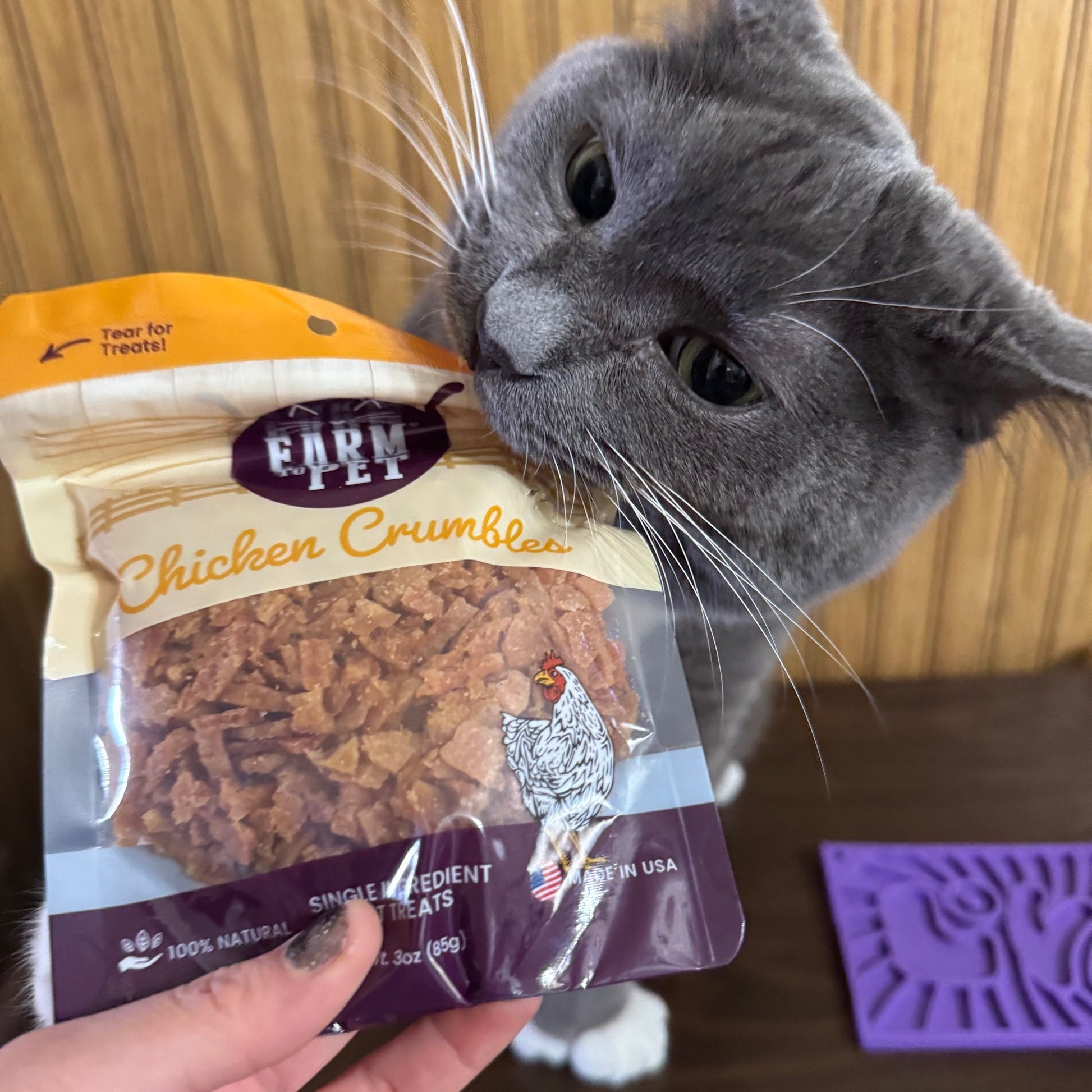 Chicken Crumbles Cat Treats | Single-Ingredient Treats for Cats Crumble Farm To Pet