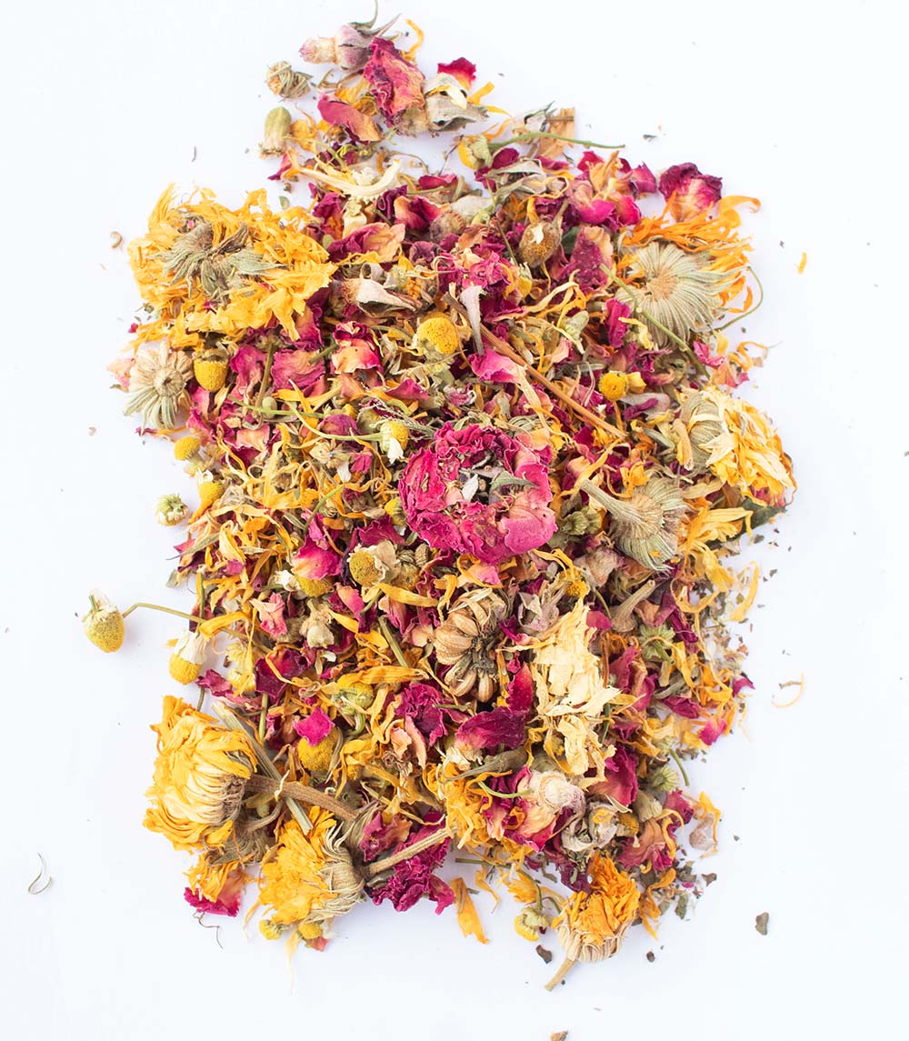 Just The Herbs: Herbal Bedding For Rabbits, Guinea Pigs, Chinchillas, & Hamsters Dahlia Pets