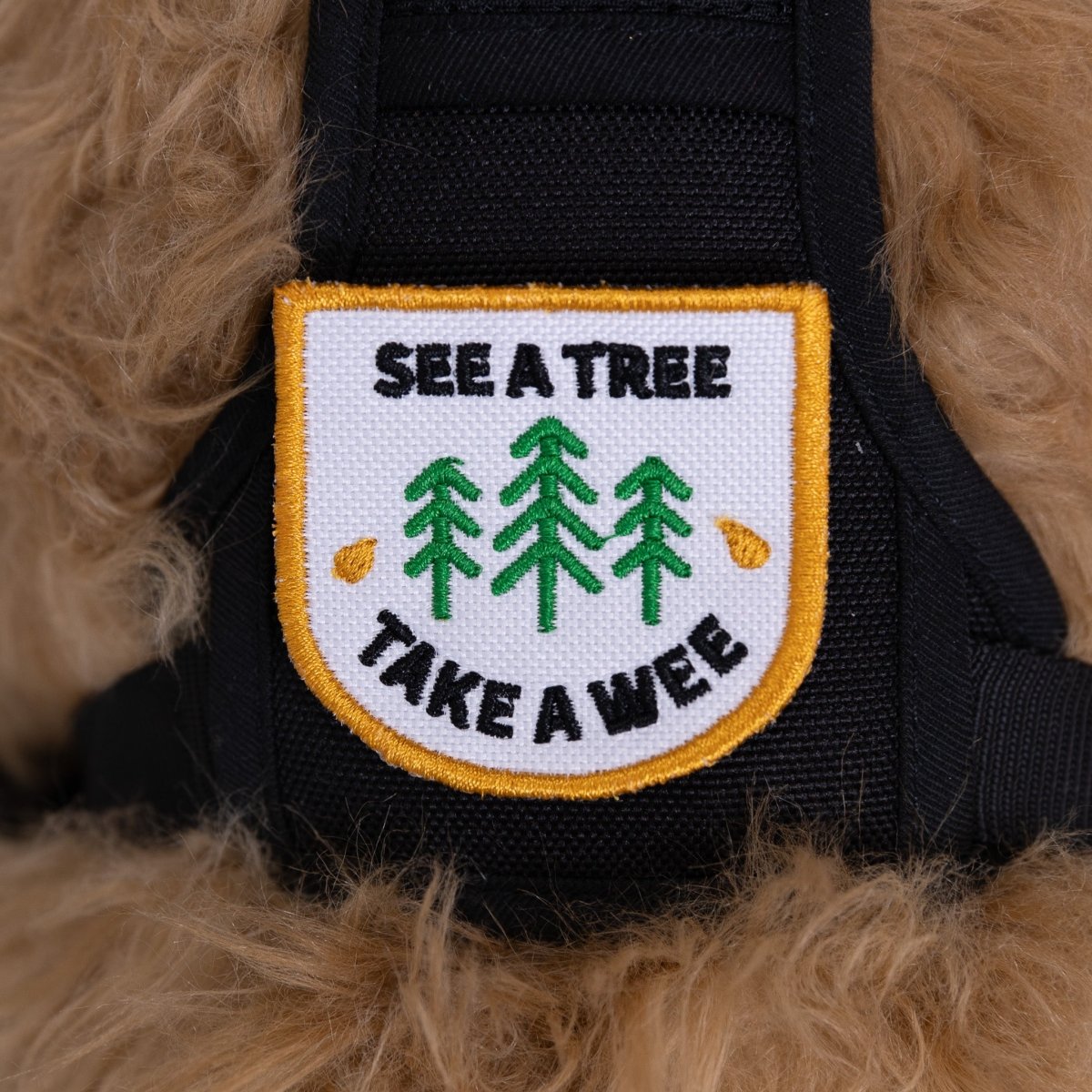 See A Tree Take a Wee Arch Patch White K9 Sport Sack