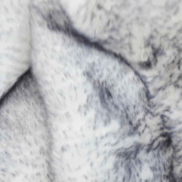 PupProtector™ Luxe Waterproof Faux Fur Blanket - Ultra Plush Arctic Fox Dog Blanket Paw