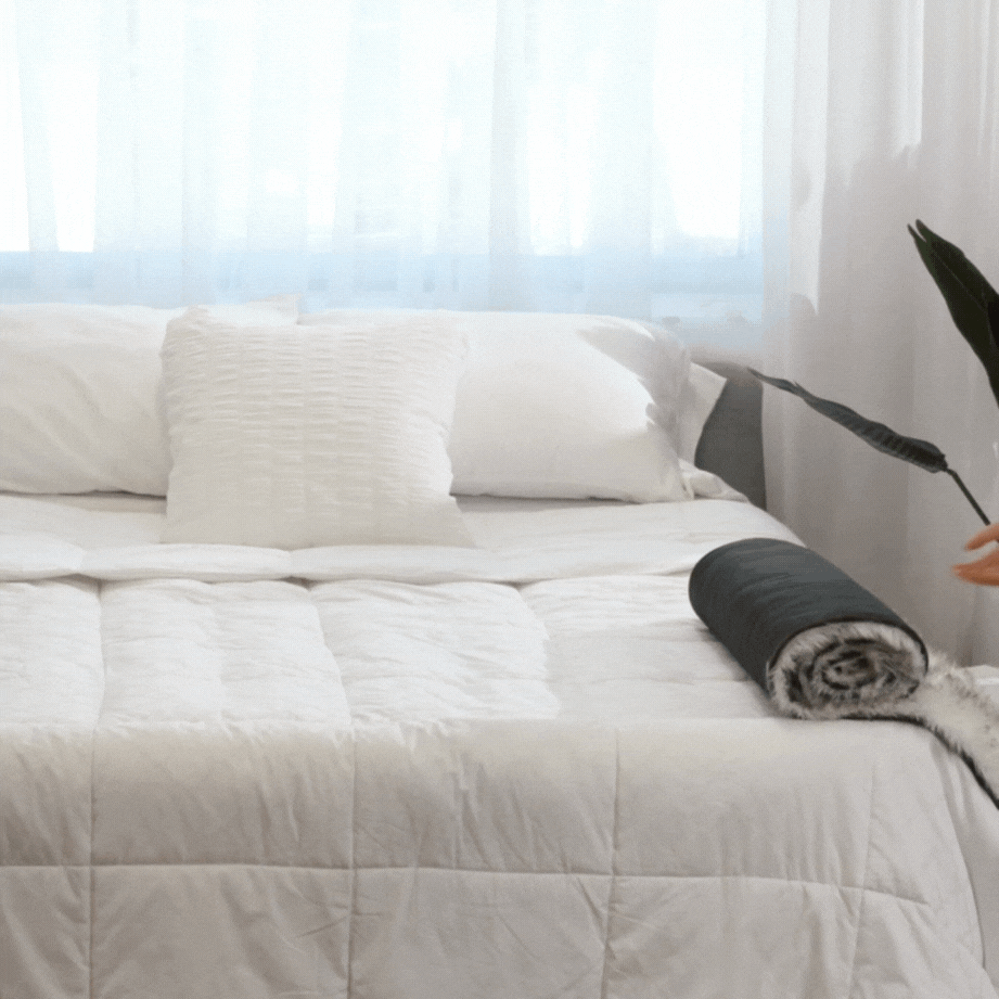 PupProtector™ Waterproof Bed Runner - White with Brown Accents Dog Blanket Paw.com