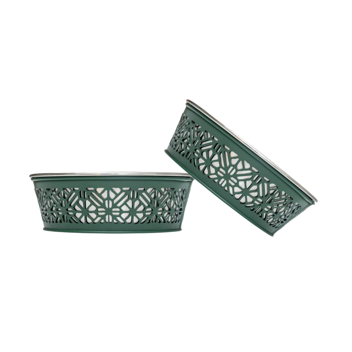 Country Living Set of 2 Stainless Steel Dog Bowls – Farmhouse Style, Ideal for Small to Medium Dogs Bowl American Pet Supplies